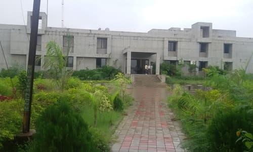 Shree Bachubhai Alabhai Dangar Homoeopathic Medical College